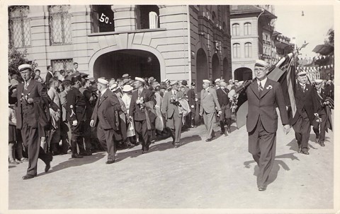 1934