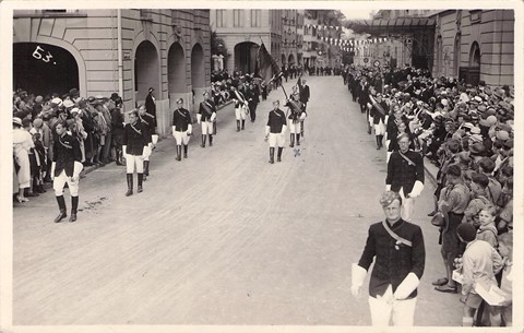 1934