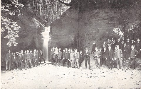1915