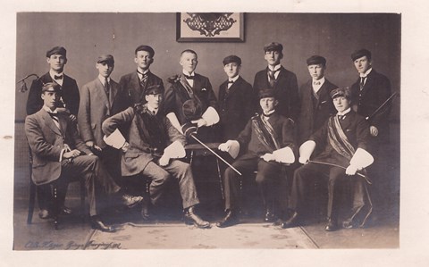 1912