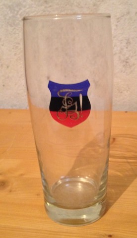 Becher 0.5L